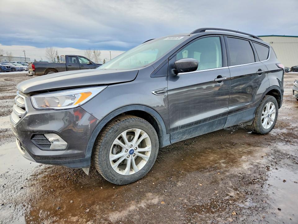 75535575 :رقم المزاد ، 1FMCU0GD1JUC95562 vin ، 2018 Ford Escape مزاد بيع