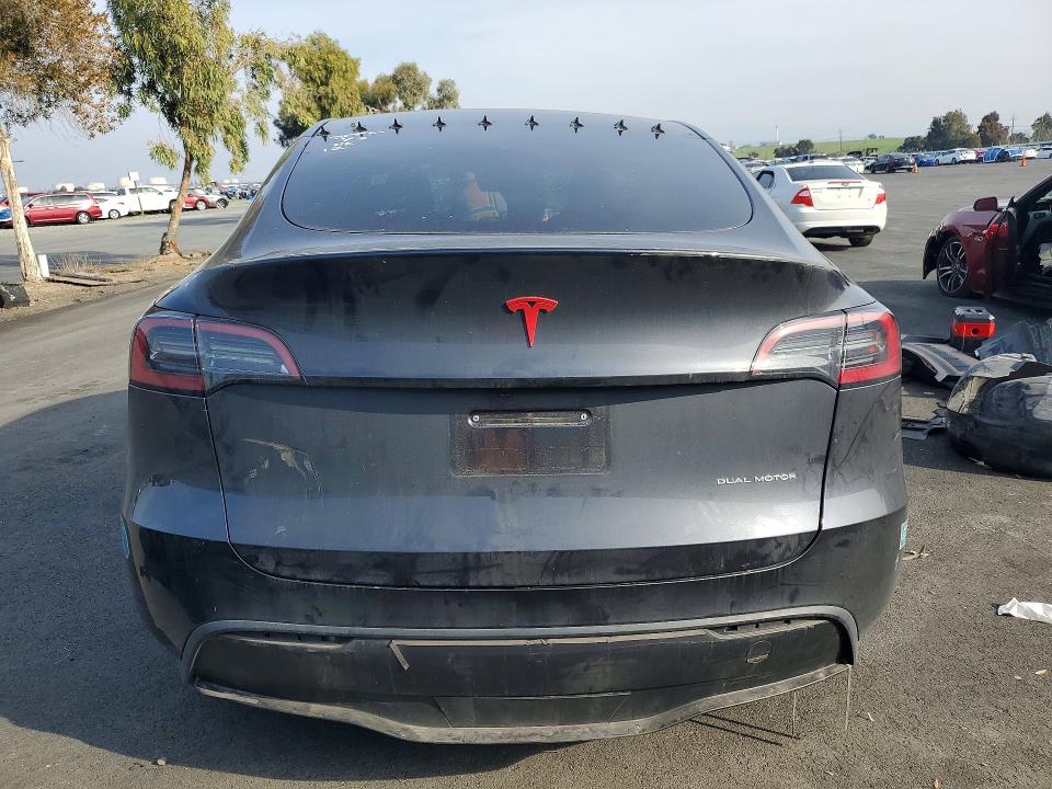 2025 Tesla Model Y მანქანა იყიდება აუქციონზე, vin: 7SAYGDEE1SF308277, აუქციონის ნომერი: 74680665