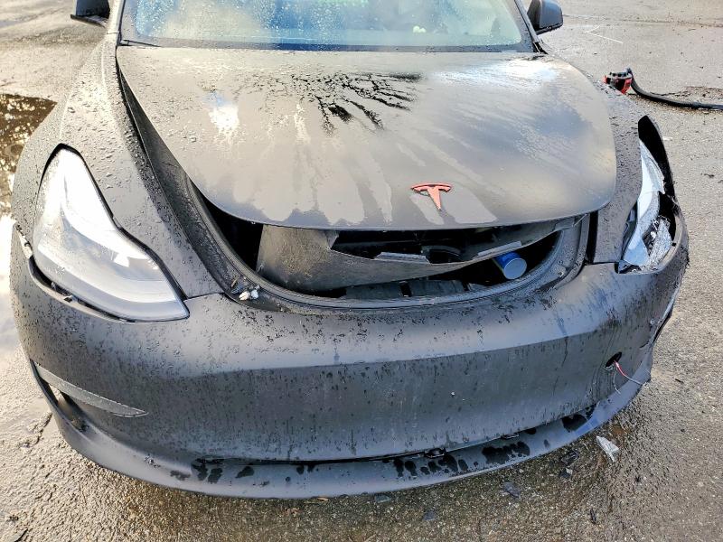 Auction sale of the 2022 Tesla Model 3, vin: 5YJ3E1EC7NF182005, lot number: 99239435