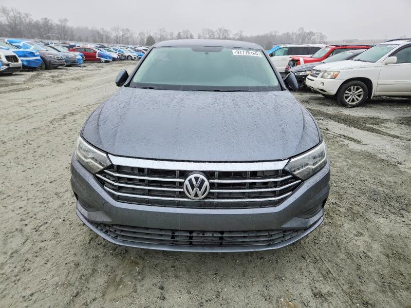 97775165 :رقم المزاد ، 3VWC57BU5MM037763 vin ، 2021 Volkswagen Jetta مزاد بيع