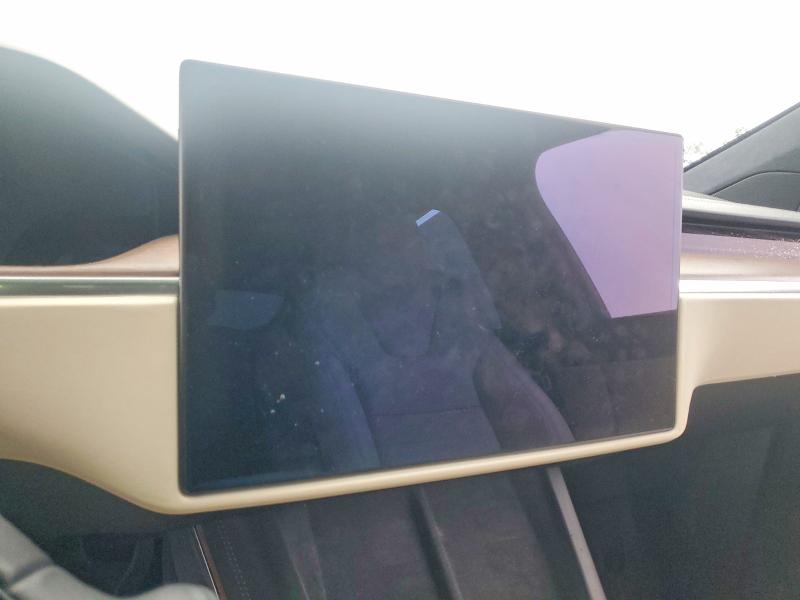 Auction sale of the 2022 Tesla Model X, vin: 7SAXCDE5XNF336736, lot number: 98214425