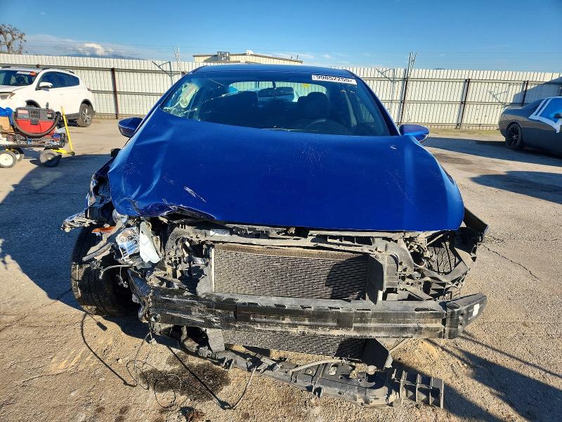 99852255 :رقم المزاد ، 3KPFK4A77HE129721 vin ، 2017 Kia Forte مزاد بيع