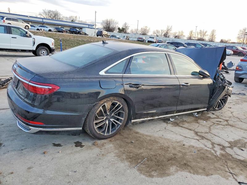 Продажа на аукционе авто 2019 Audi A8, vin: WAU8DAF83KN014231, номер лота: 98827475