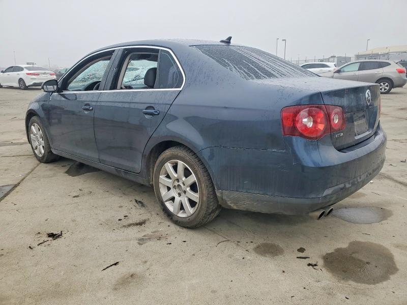 73864405 :رقم المزاد ، 3VWRZ71K58M005237 vin ، 2008 Volkswagen Jetta مزاد بيع