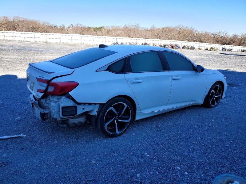 73152625 :رقم المزاد ، 1HGCV1F30NA100690 vin ، 2022 Honda Accord مزاد بيع