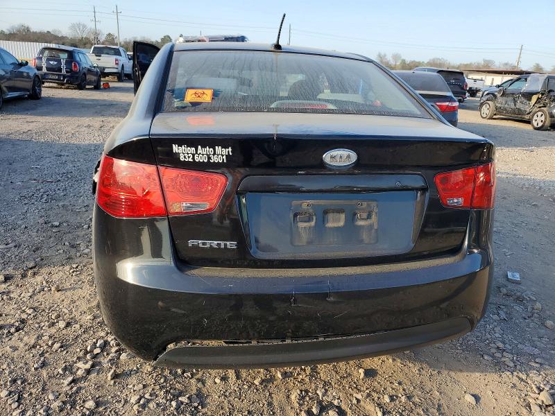2013 Kia Forte მანქანა იყიდება აუქციონზე, vin: KNAFT4A26D5733278, აუქციონის ნომერი: 76719285