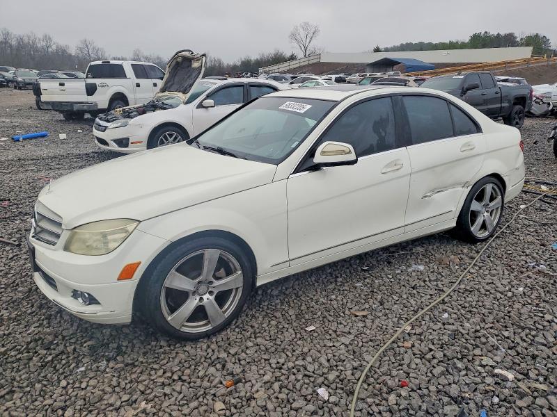 98332205 :رقم المزاد ، WDDGF54X28F118079 vin ، 2008 Mercedes-benz C مزاد بيع