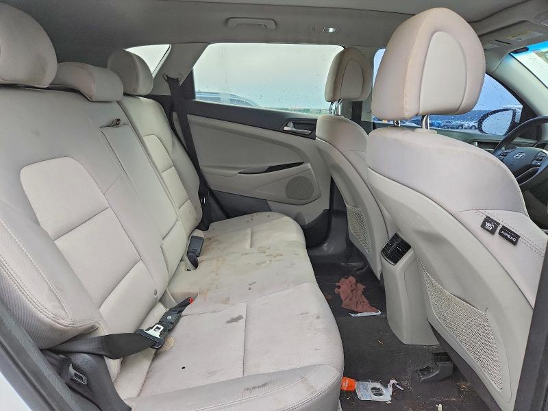 Продаж на аукціоні авто 2018 Hyundai Tucson Se Awd, vin: KM8J33A23JU757123, номер лоту: 74221445