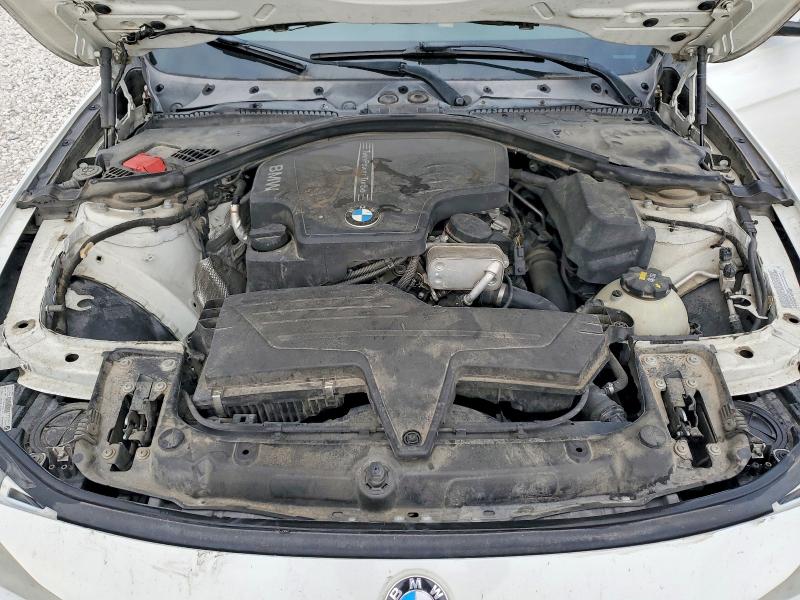 72273865 :رقم المزاد ، WBA3A5G53FNS90588 vin ، 2015 Bmw 328 مزاد بيع