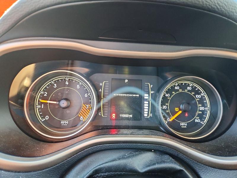 2015 Jeep Cherokee მანქანა იყიდება აუქციონზე, vin: 1C4PJMCS4FW787461, აუქციონის ნომერი: 73469615