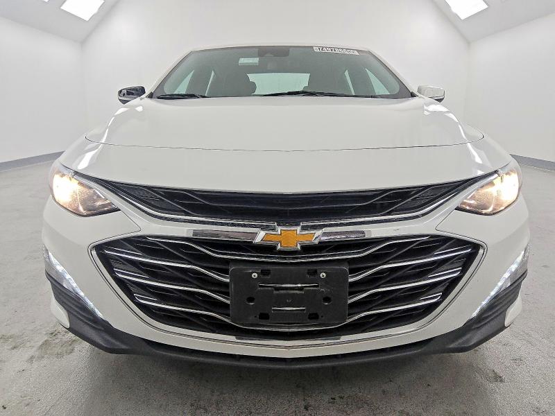 Продажа на аукционе авто 2023 Chevrolet Malibu, vin: 1G1ZD5ST5PF220685, номер лота: 42014036