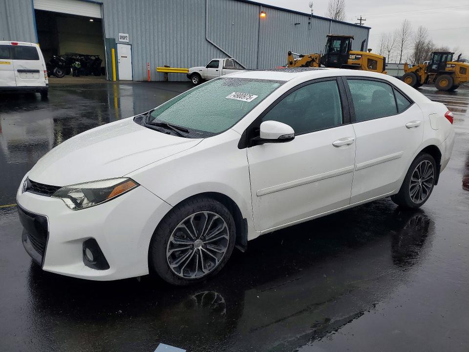 Auction sale of the 2015 Toyota Corolla, vin: 2T1BURHE3FC418388, lot number: 74900975