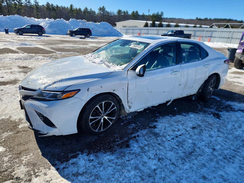 2018 Toyota Camry მანქანა იყიდება აუქციონზე, vin: 4T1B11HK5JU551984, აუქციონის ნომერი: 75080135