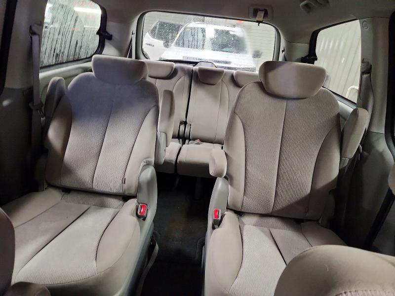74423275 :رقم المزاد ، KNDMG4C32A6336015 vin ، 2010 Kia Sedona مزاد بيع