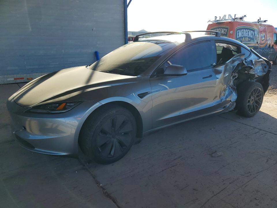 Auction sale of the 2024 Tesla Model 3, vin: 5YJ3E1EA3RF854842, lot number: 75395605