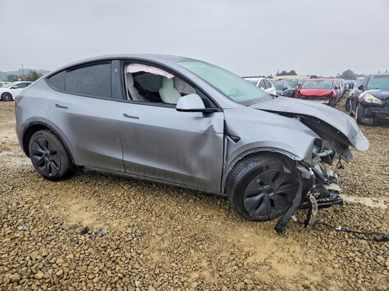 98855485 :رقم المزاد ، 7SAYGDED4SF221268 vin ، 2025 Tesla Model Y مزاد بيع