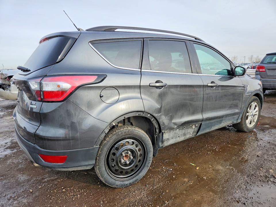 Продаж на аукціоні авто 2018 Ford Escape, vin: 1FMCU0GD1JUC95562, номер лоту: 75535575