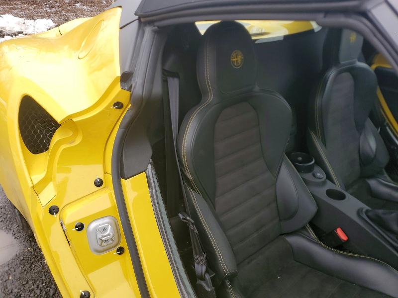 Aukcja sprzedaży 2015 Alfa Romeo 4c Spider, vin: ZARBAAB49FM169436, numer aukcji: 72646135