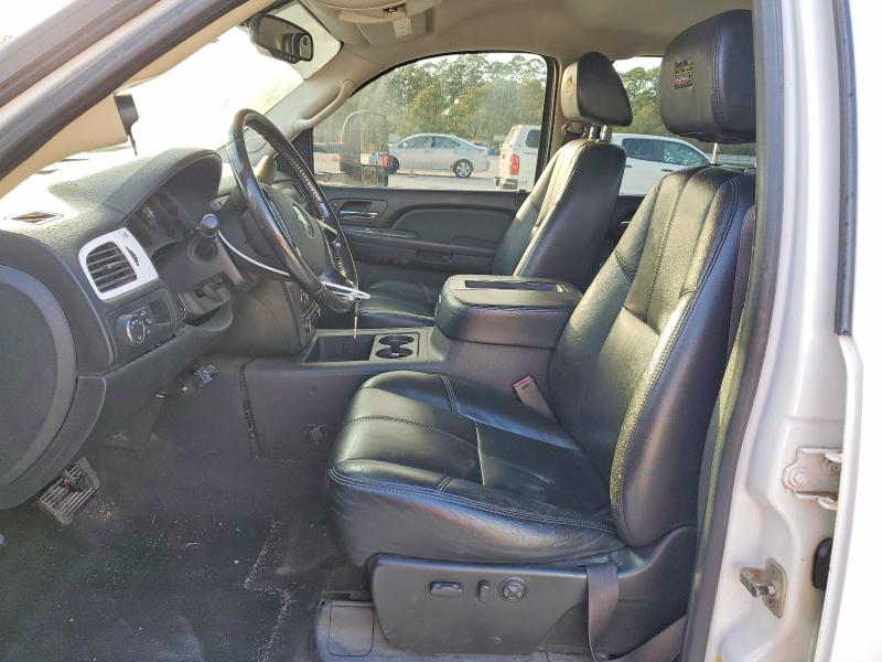 Продаж на аукціоні авто 2008 Chevrolet Silverado, vin: 1GCJC33668F223911, номер лоту: 73402815