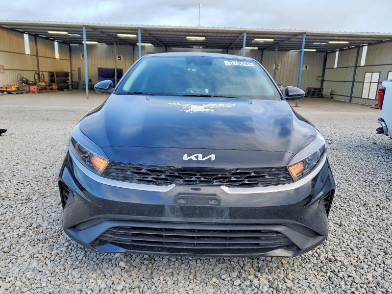 2023 Kia Forte მანქანა იყიდება აუქციონზე, vin: 3KPF24AD2PE622405, აუქციონის ნომერი: 72706485