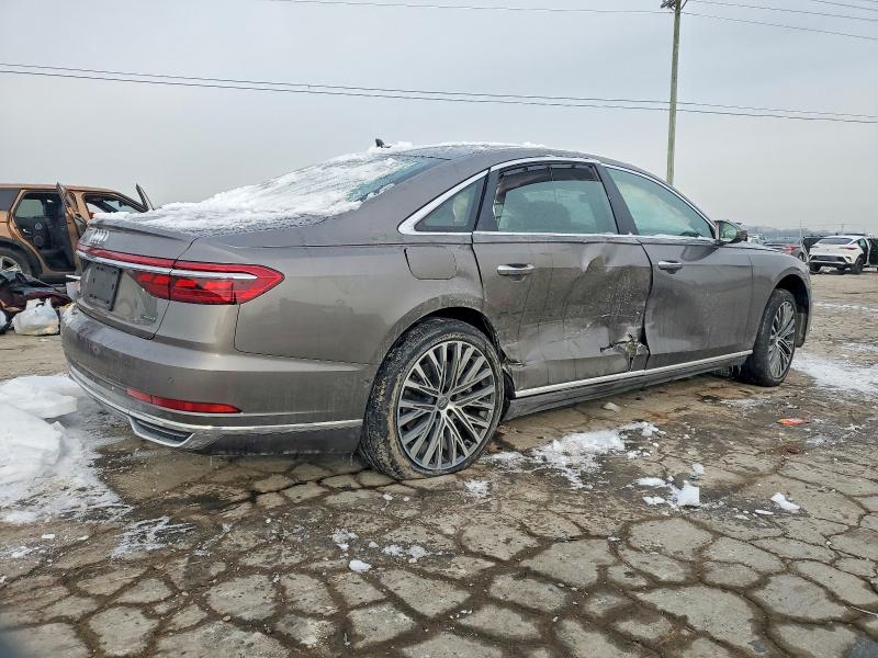 Продаж на аукціоні авто 2019 Audi A8, vin: WAU8DAF88KN017948, номер лоту: 74924725