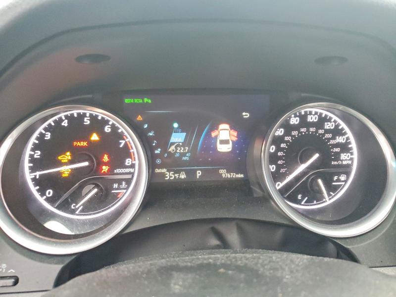 98327865 :رقم المزاد ، 4T1BZ1HK5JU008661 vin ، 2018 Toyota Camry مزاد بيع