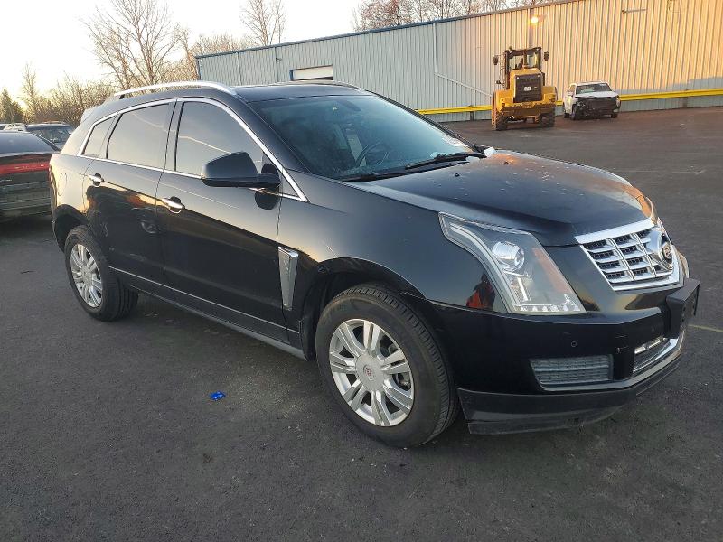 72550285 :رقم المزاد ، 3GYFNBE3XFS557844 vin ، 2015 Cadillac Srx مزاد بيع
