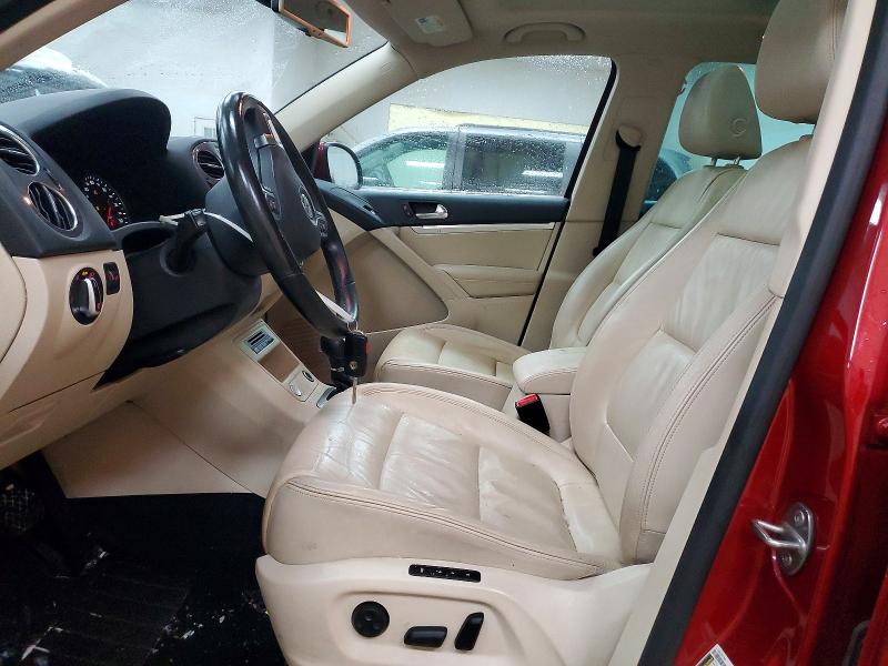 74581995 :رقم المزاد ، WVGBV7AX4CW004807 vin ، 2012 Volkswagen Tiguan مزاد بيع