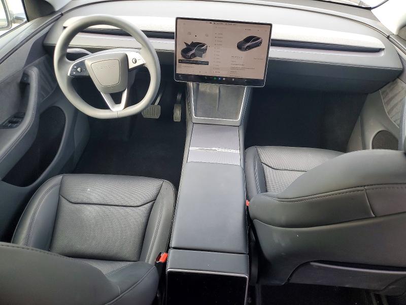 Продажа на аукционе авто 2026 Tesla Model Y, vin: 7SAYGDED6TF401868, номер лота: 74020365