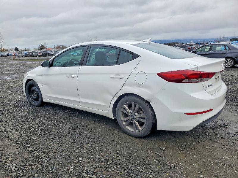 99556745 :رقم المزاد ، 5NPD84LF2JH300421 vin ، 2018 Hyundai Elantra Se مزاد بيع