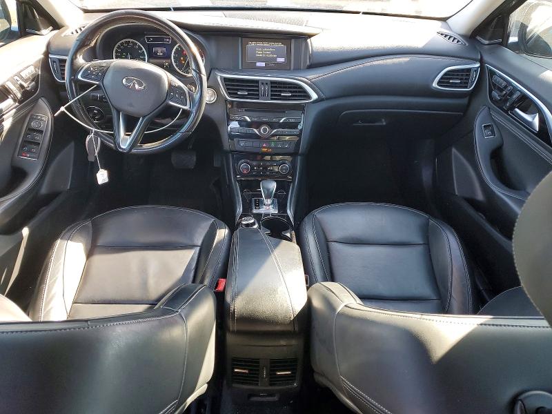 73581805 :رقم المزاد ، SJKCH5CR1JA045499 vin ، 2018 Infiniti Qx30 مزاد بيع