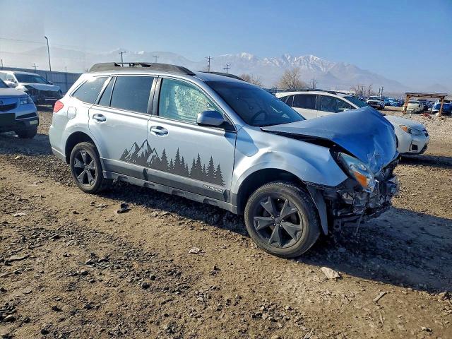 Продажа на аукционе авто 2014 Subaru Outback, vin: 4S4BRCCC3E3314295, номер лота: 98402025