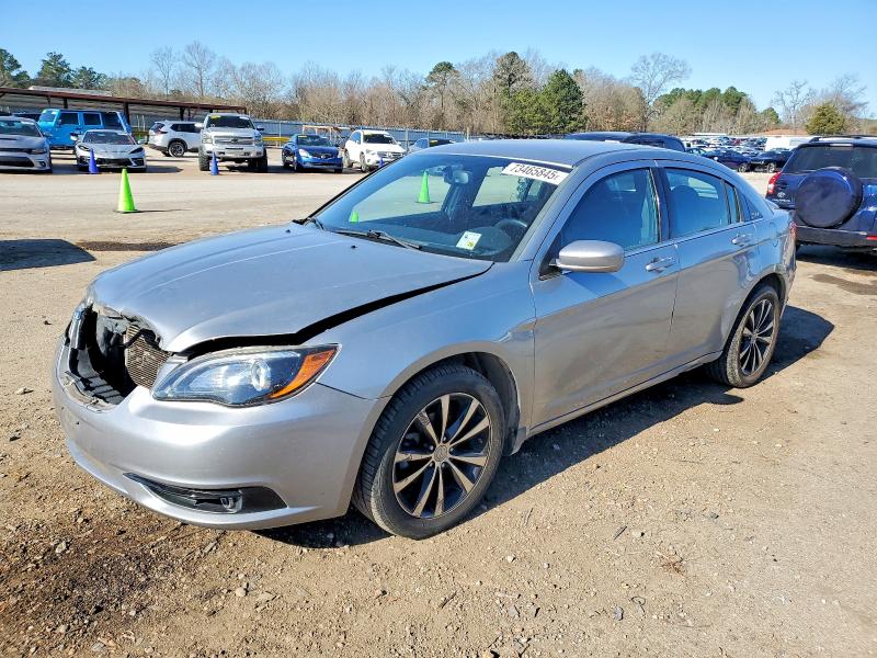 73465845 :رقم المزاد ، 1C3CCBBB2DN510216 vin ، 2013 Chrysler 200 مزاد بيع
