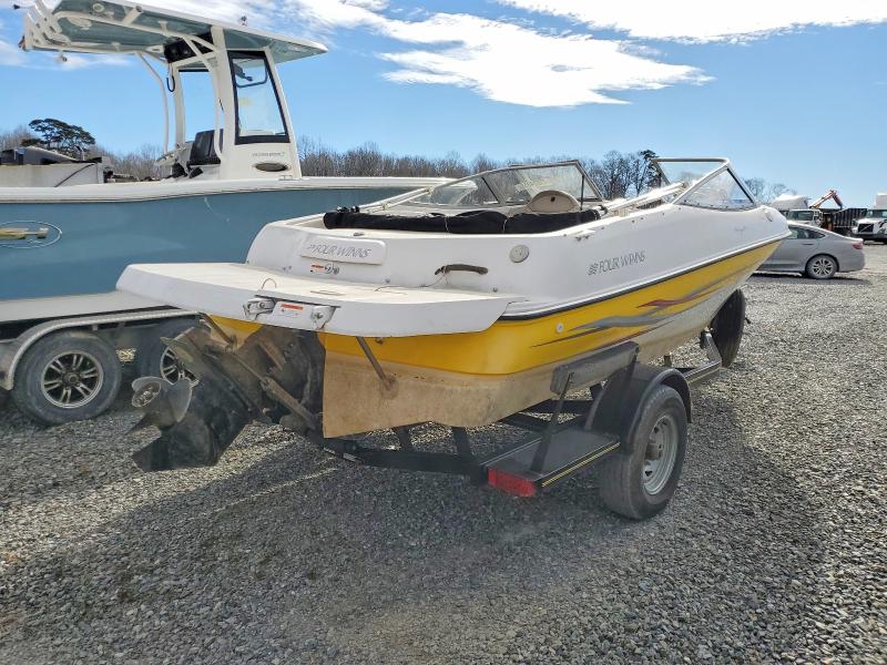 73324855 :رقم المزاد ، GFNME282K405 vin ، 2005 Four Winns Boat W/tra مزاد بيع