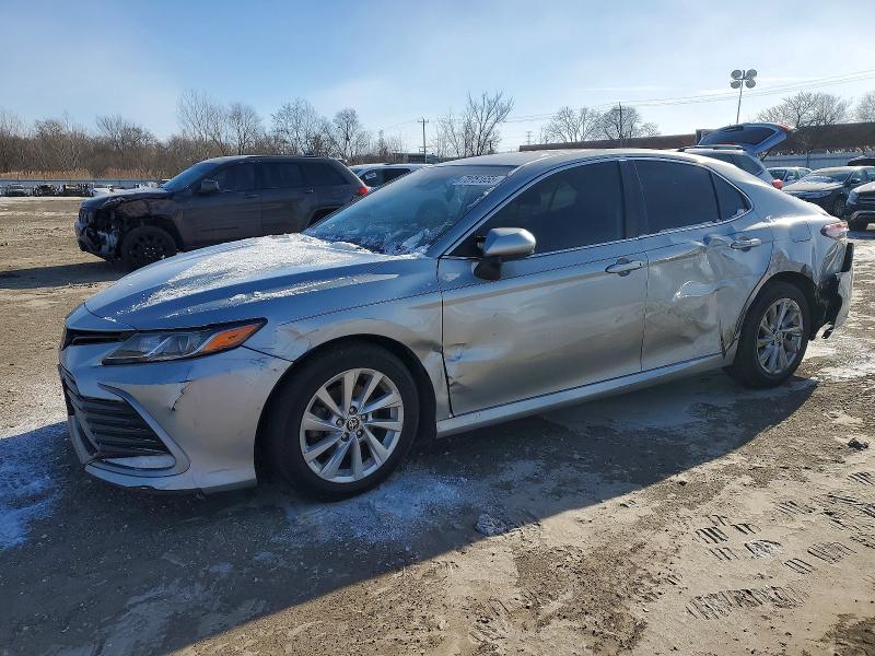 Aukcja sprzedaży 2021 Toyota Camry, vin: 4T1C11AK7MU462307, numer aukcji: 73751655