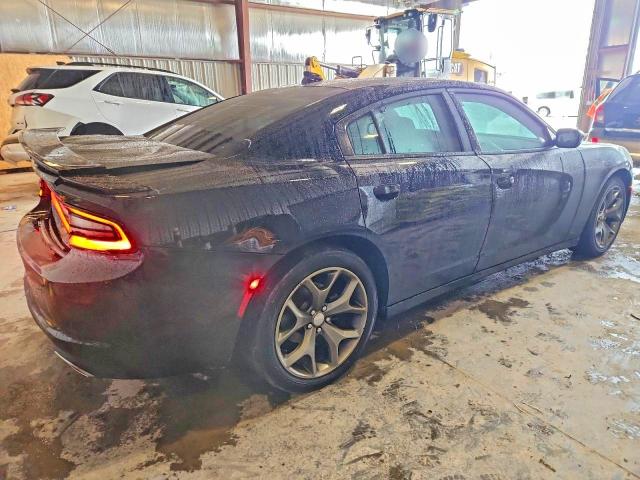 99782785 :رقم المزاد ، 2C3CDXHG1FH852278 vin ، 2015 Dodge Charger مزاد بيع