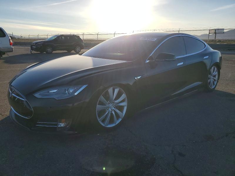 Aukcja sprzedaży 2013 Tesla Model S, vin: 5YJSA1CN5DFP22963, numer aukcji: 72870455