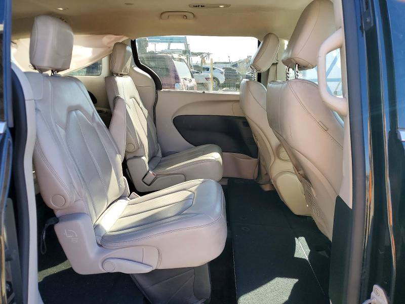 72491655 :رقم المزاد ، 2C4RC1DG7MR570391 vin ، 2021 Chrysler Voyager مزاد بيع