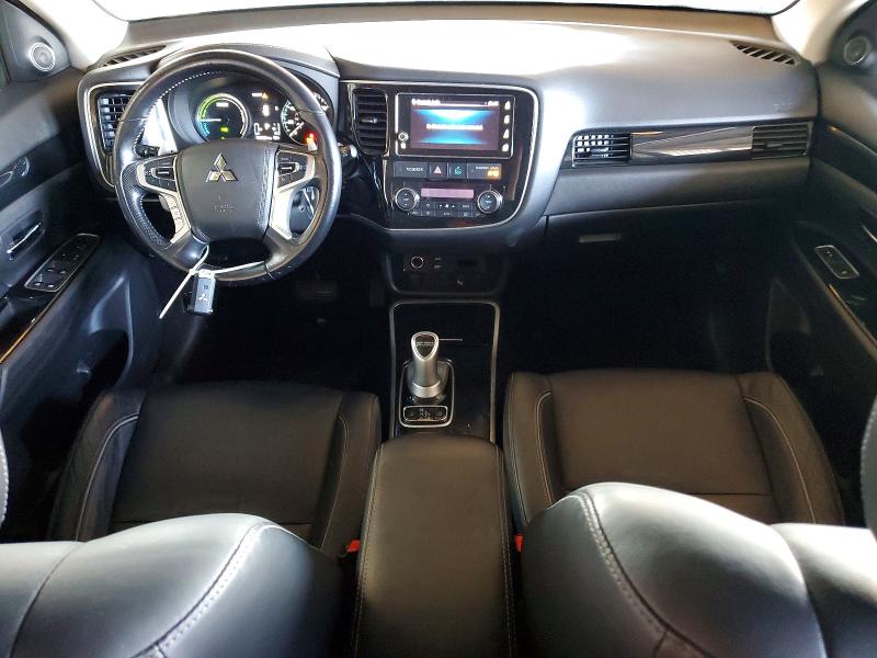 Продаж на аукціоні авто 2018 Mitsubishi Outlander, vin: JA4J24A52JZ070056, номер лоту: 74233655
