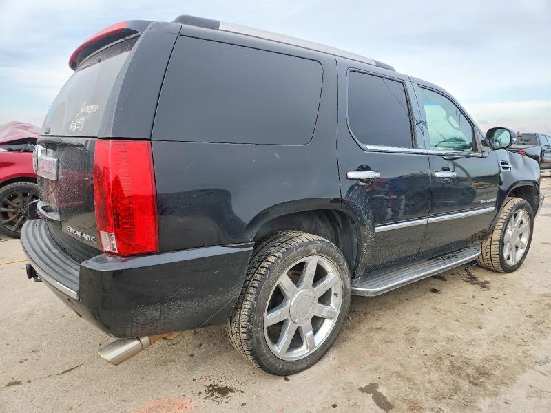 2011 Cadillac Escalade მანქანა იყიდება აუქციონზე, vin: 1GYS3BEF8BR179292, აუქციონის ნომერი: 75169665