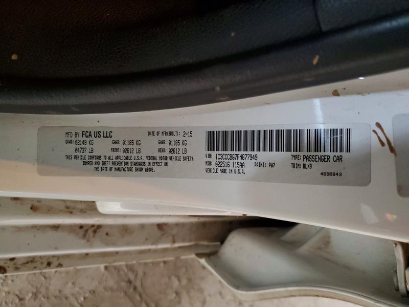 98435455 :رقم المزاد ، 1C3CCCBG7FN677949 vin ، 2015 Chrysler 200 مزاد بيع