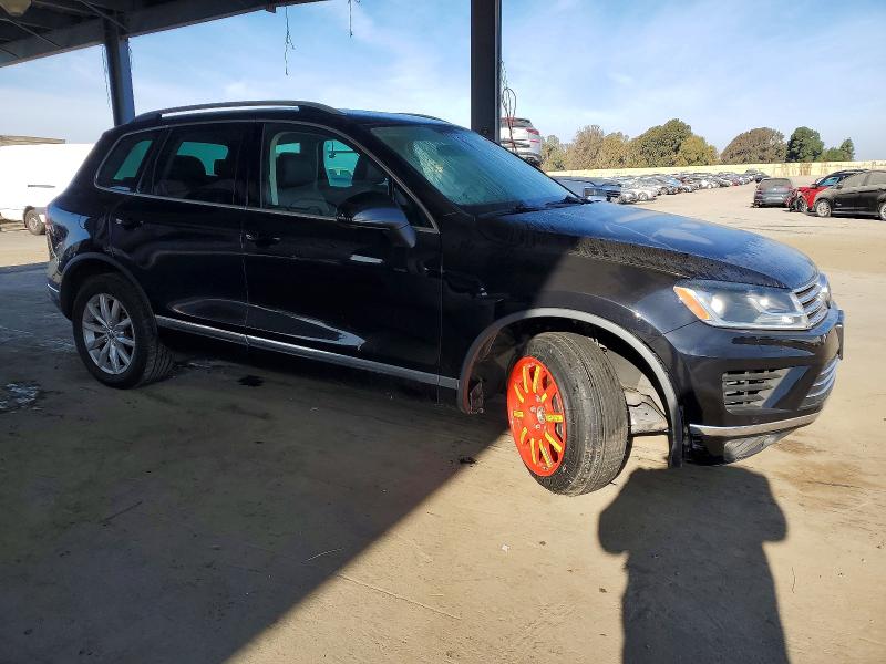 Продаж на аукціоні авто 2017 Volkswagen Touareg, vin: WVGEF7BP5HD003046, номер лоту: 74128155