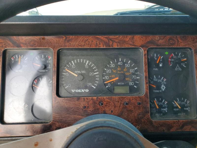 1998 Volvo Acl მანქანა იყიდება აუქციონზე, vin: 4VHSCCCJ9WN518810, აუქციონის ნომერი: 74425115