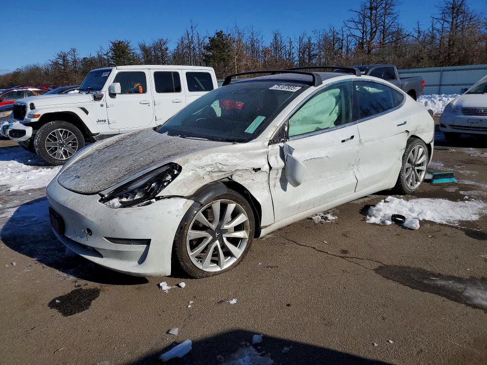 Aukcja sprzedaży 2018 Tesla Model 3, vin: 5YJ3E1EBXJF122012, numer aukcji: 75187805