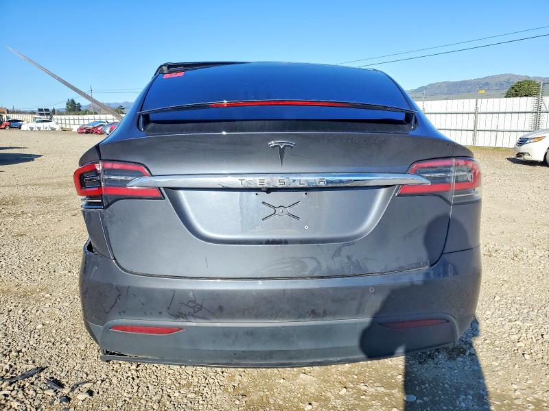 Продажа на аукционе авто 2017 Tesla Model X, vin: 5YJXCDE20HF074510, номер лота: 72489795