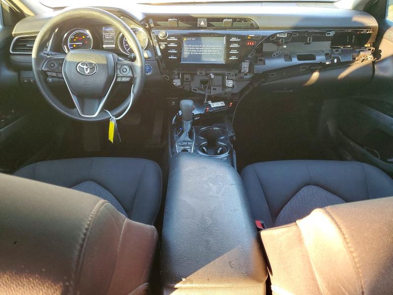 74434455 :رقم المزاد ، 4T1B31HK4KU510323 vin ، 2019 Toyota Camry مزاد بيع