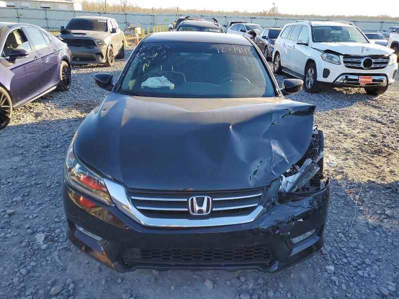 Продажа на аукционе авто 2015 Honda Accord, vin: 1HGCR2F56FA185967, номер лота: 72778115