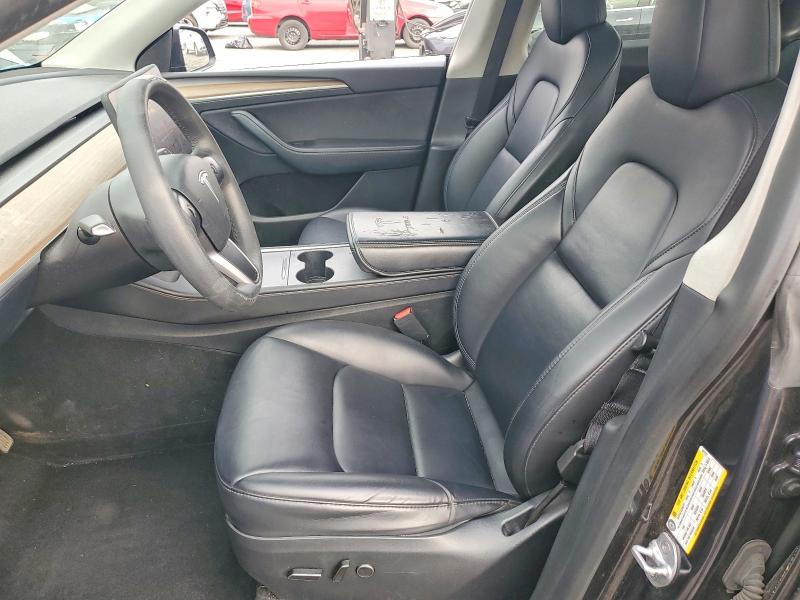 2024 Tesla Model Y მანქანა იყიდება აუქციონზე, vin: 7SAYGDED1RF027517, აუქციონის ნომერი: 73447695