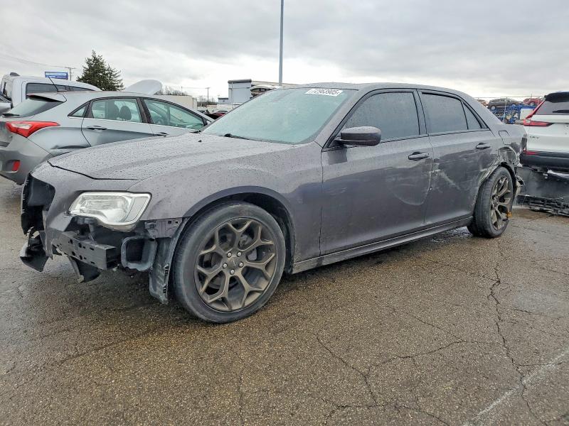 72963905 :رقم المزاد ، 2C3CCABG7GH261379 vin ، 2016 Chrysler 300 مزاد بيع