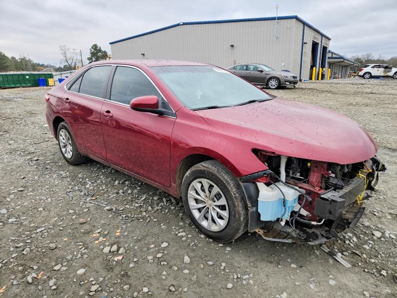 74371125 :رقم المزاد ، 4T1BF1FK6HU686521 vin ، 2017 Toyota Camry مزاد بيع
